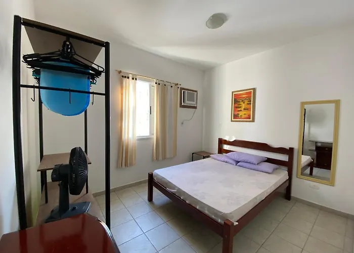 Ap Com Piscina, Churrasqueiras, Ar Condicionado, Ate 08 Adultos