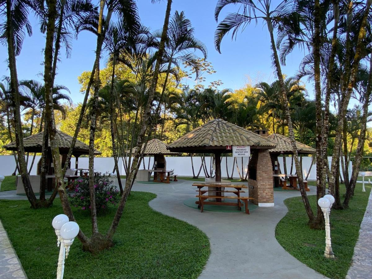 Ap Com Piscina, Churrasqueiras, Ar Condicionado, Ate 08 Adultos Apartment *